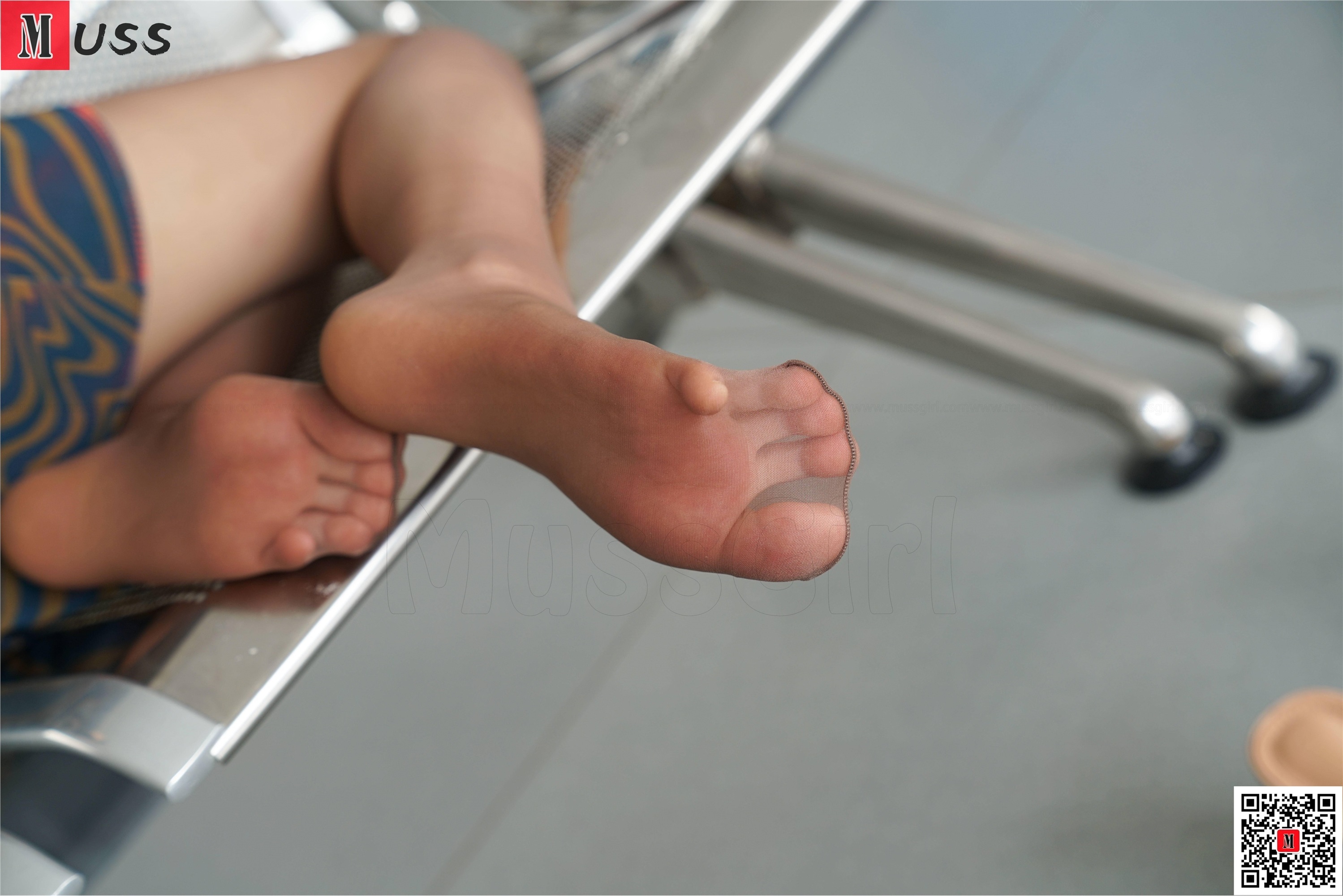 MussGirl慕丝女郎  NO.184 灰丝连衣裙